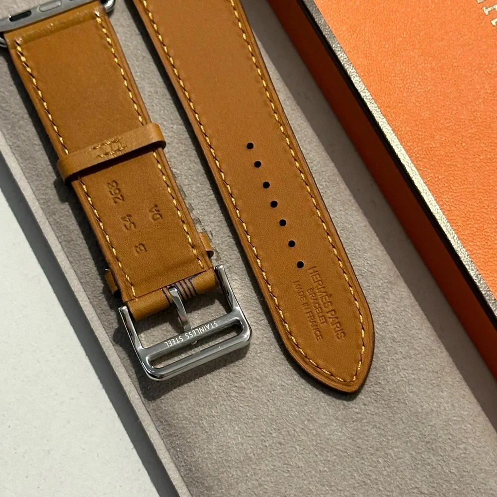 Hermes Smartwatch with Brown and Silver Accents